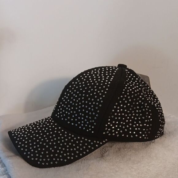Bon Voyage Black Rhinestone Studded Cap - Picture 1 of 5